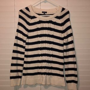Knit sweater